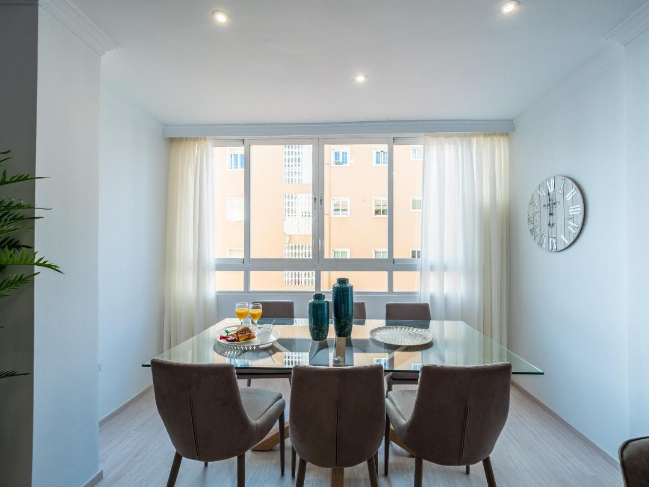 Malagueta Sea View - Premium Apartment Malaga Luaran gambar