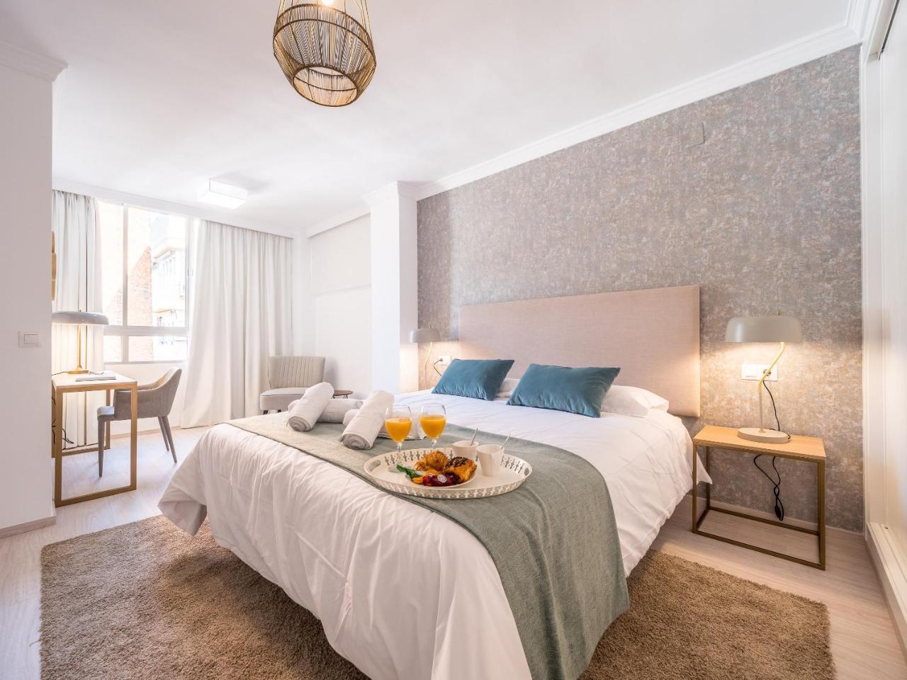 Malagueta Sea View - Premium Apartment Malaga Luaran gambar